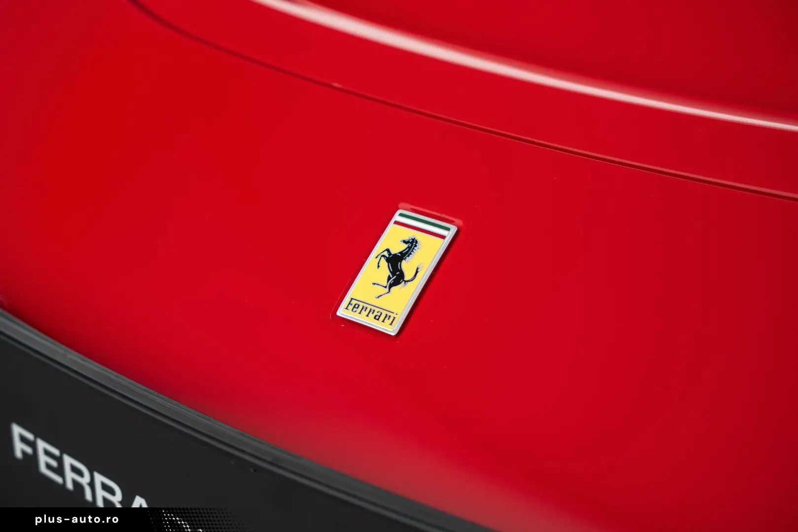 FERRARI SF90 Stradale