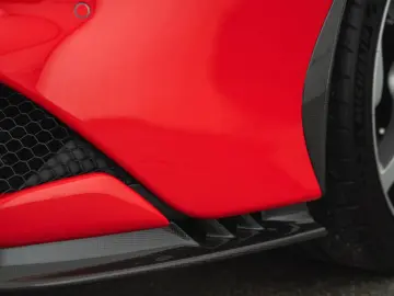 FERRARI SF90 Stradale