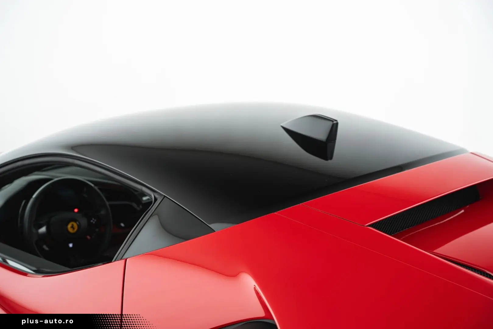 FERRARI SF90 Stradale