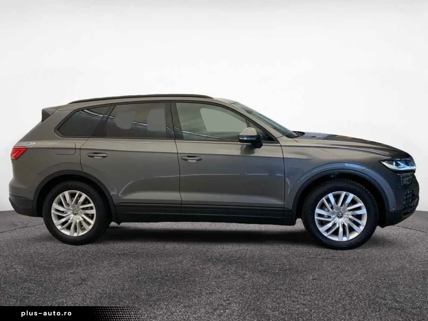 VW Touareg TDI tiptr. 4M  AHK LEDER LUFTF R-CAM NAV