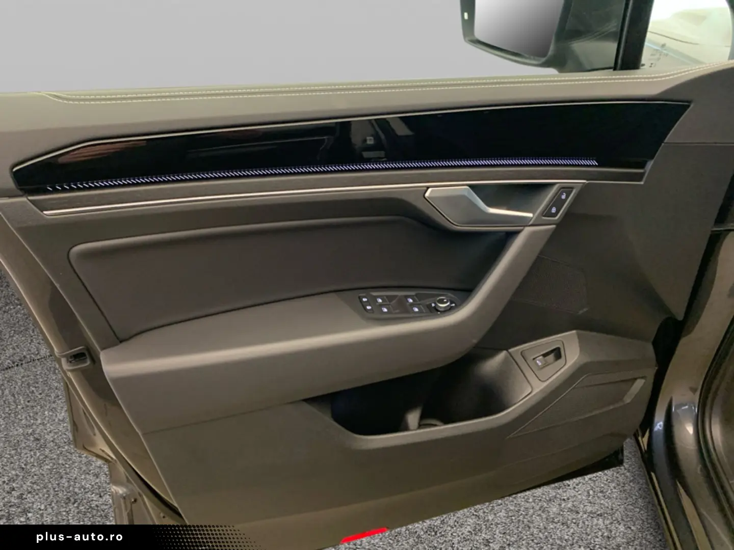 VW Touareg TDI tiptr. 4M  AHK LEDER LUFTF R-CAM NAV