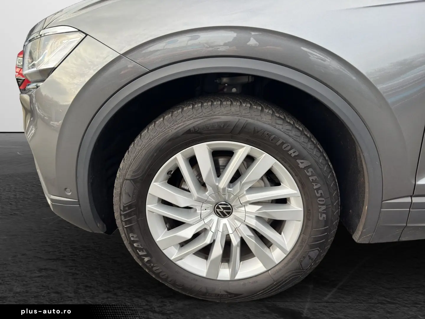 VW Touareg 3.0 TDI 4M  AHK Navi LED Leder Kamera PD