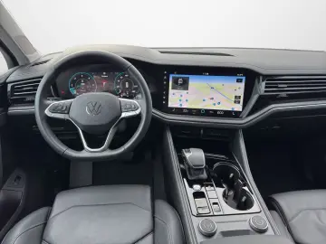 VW Touareg 3.0 TDI 4M  AHK Navi LED Leder Kamera PD