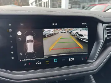 VW Touareg 3.0 TDI 4M  AHK Navi LED Leder Kamera PD