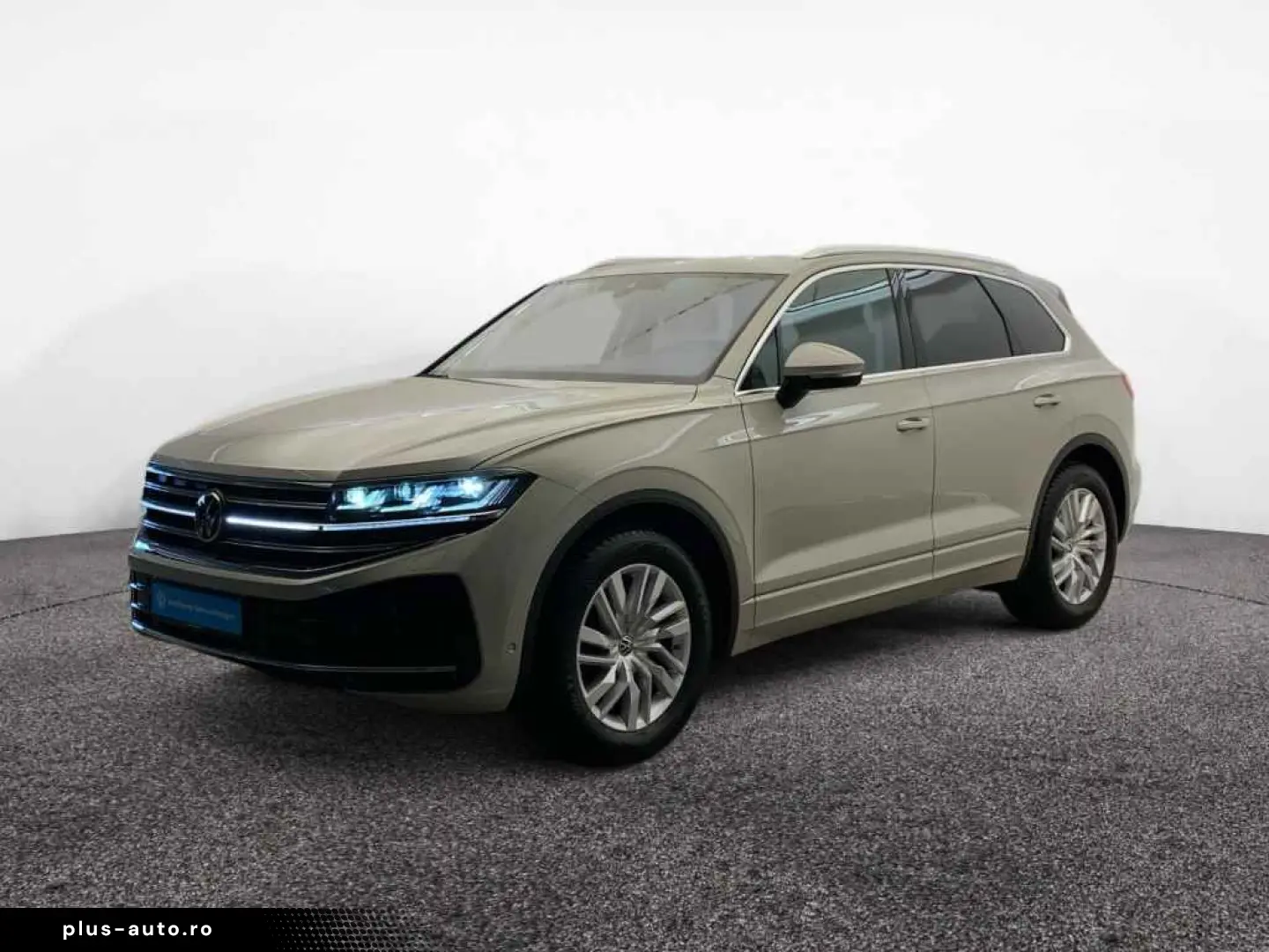 VW Touareg Elegance TDI tiptr. 4M  AHK LUFTF LEDER