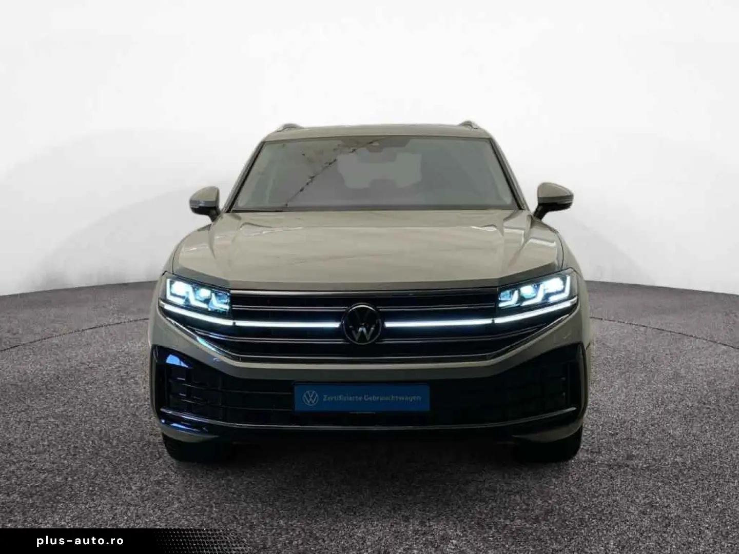 VW Touareg Elegance TDI tiptr. 4M  AHK LUFTF LEDER