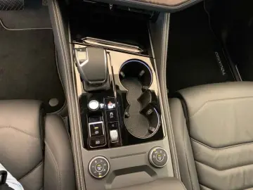 VW Touareg Elegance TDI tiptr. 4M  AHK LUFTF LEDER