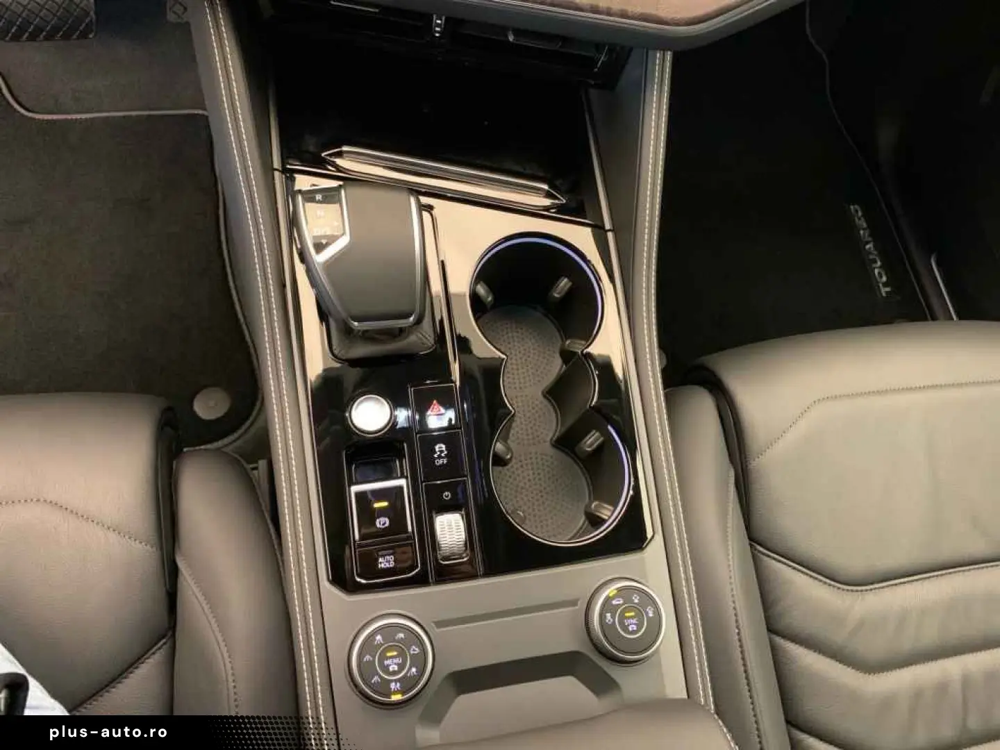 VW Touareg Elegance TDI tiptr. 4M  AHK LUFTF LEDER