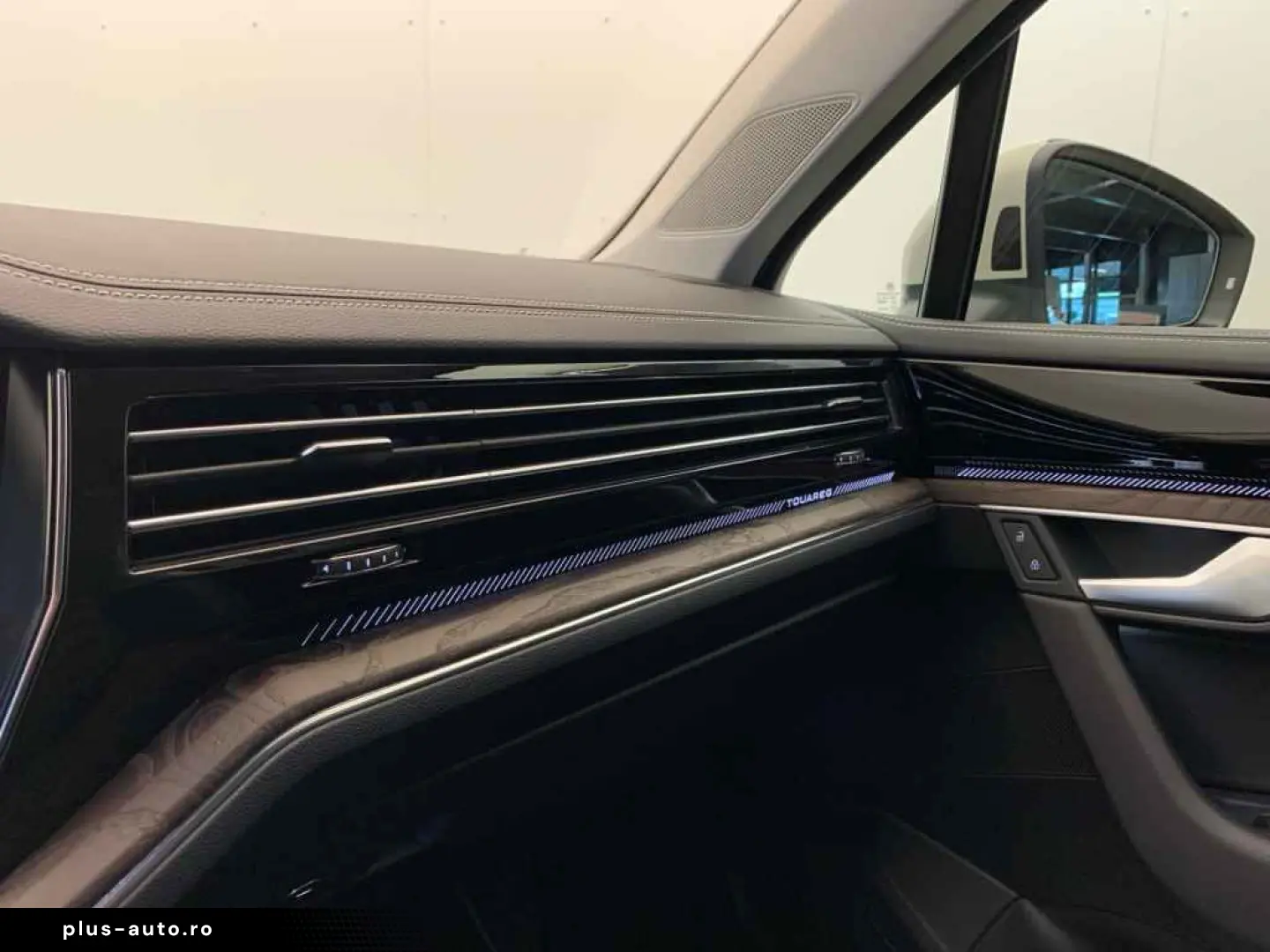 VW Touareg Elegance TDI tiptr. 4M  AHK LUFTF LEDER