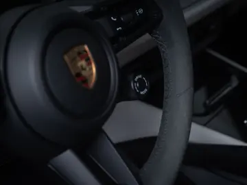 PORSCHE Cayenne Coupe E-Hybrid  ACC LUFT BOSE HUD 360