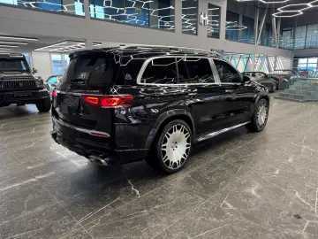 MERCEDES-BENZ GLS 600 Maybach Brabus Body kit