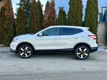 Nissan Qashqai  incalzire scaune  camera 360  garantie  rate