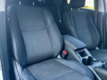 Nissan Qashqai  incalzire scaune  camera 360  garantie  rate