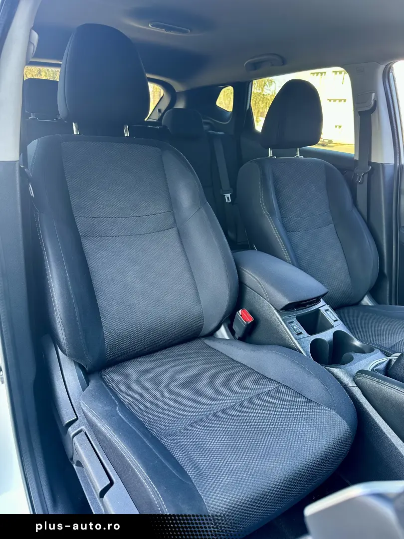 Nissan Qashqai  incalzire scaune  camera 360  garantie  rate