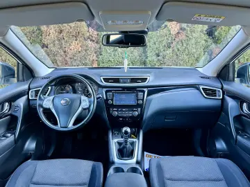 Nissan Qashqai  incalzire scaune  camera 360  garantie  rate