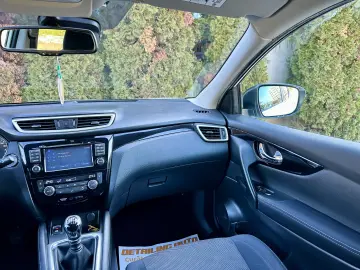 Nissan Qashqai  incalzire scaune  camera 360  garantie  rate
