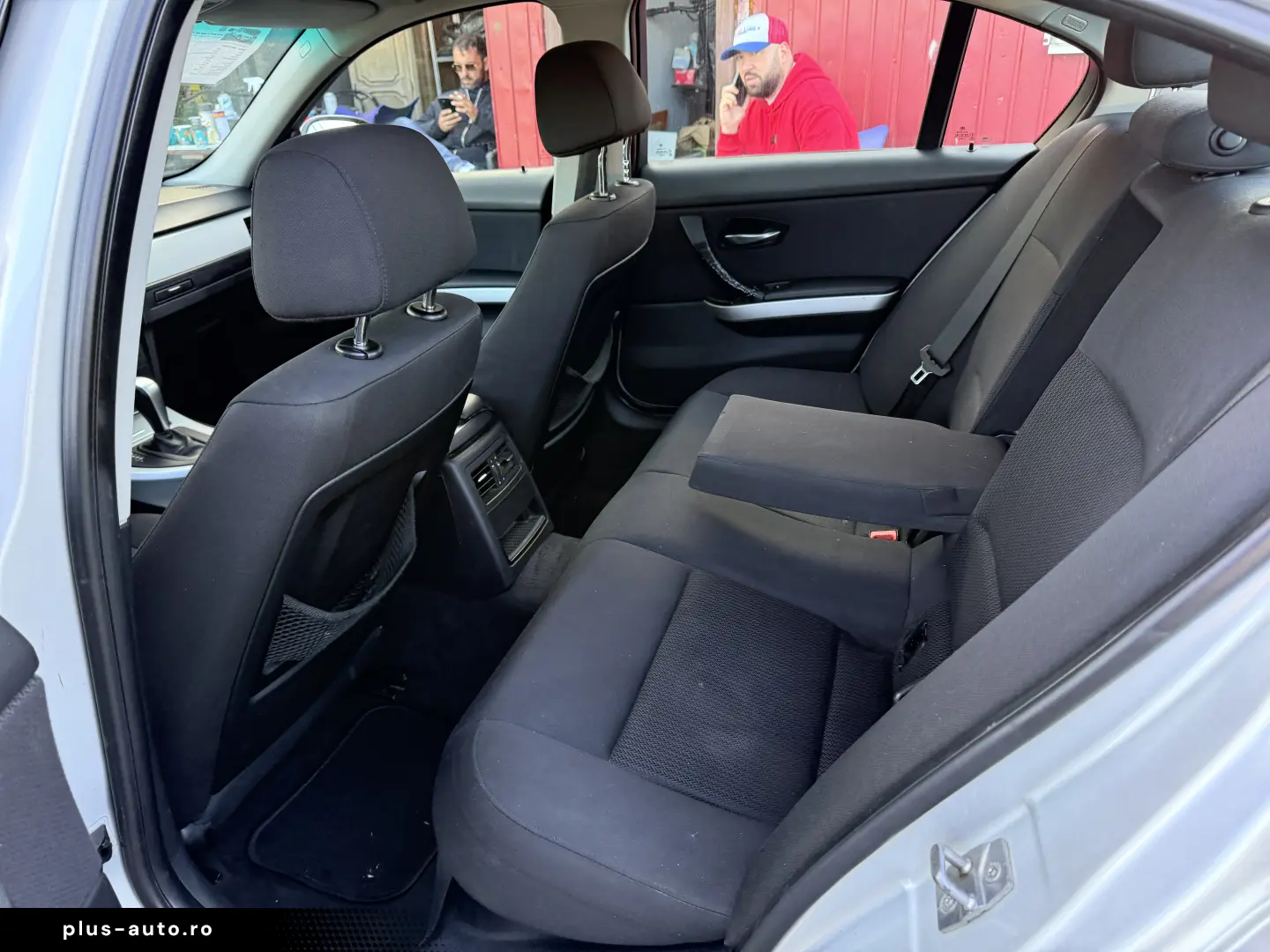 3500e avans și 3000e în 3 luni