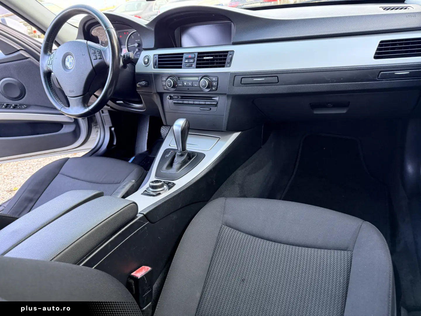 3500e avans și 3000e în 3 luni