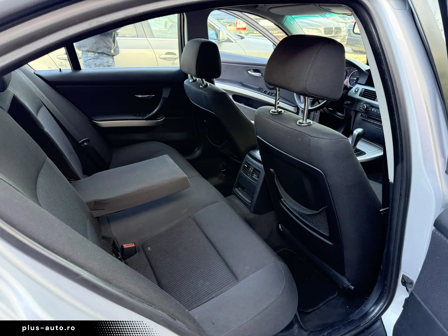 3500e avans și 3000e în 3 luni