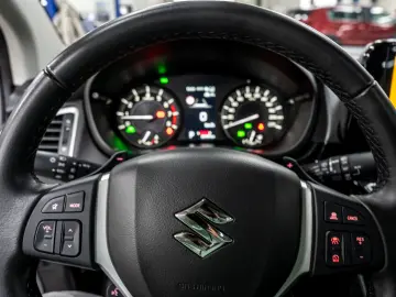 Suzuki S-Cross 1.5 AllGrip HEV Luxus