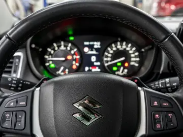 Suzuki S-Cross 1.5 AllGrip HEV Luxus