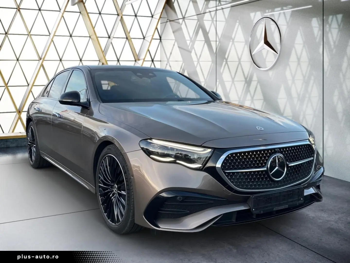 MERCEDES-BENZ E 200 AMG Pano Night Memory 360 LEDdig&hellip;