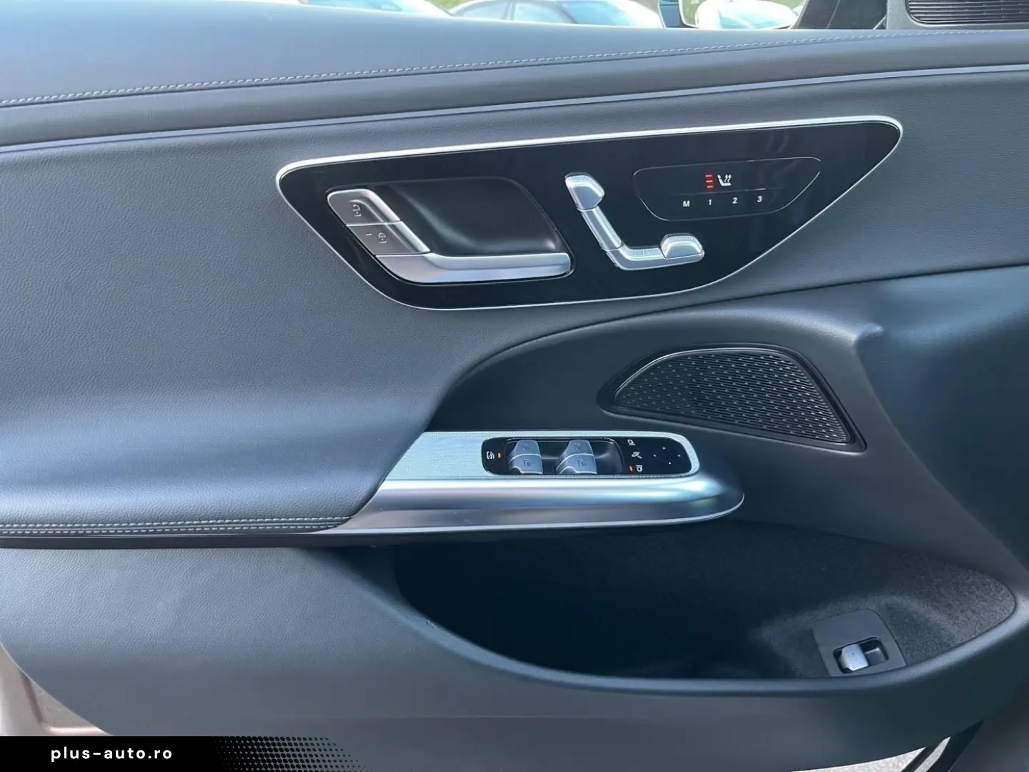 MERCEDES-BENZ E 200 AMG Pano Night Memory 360 LEDdig&hellip;