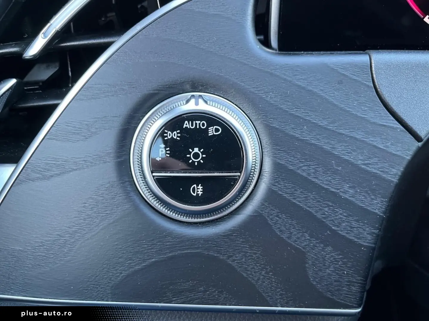 MERCEDES-BENZ E 200 AMG Pano Night Memory 360 LEDdig&hellip;