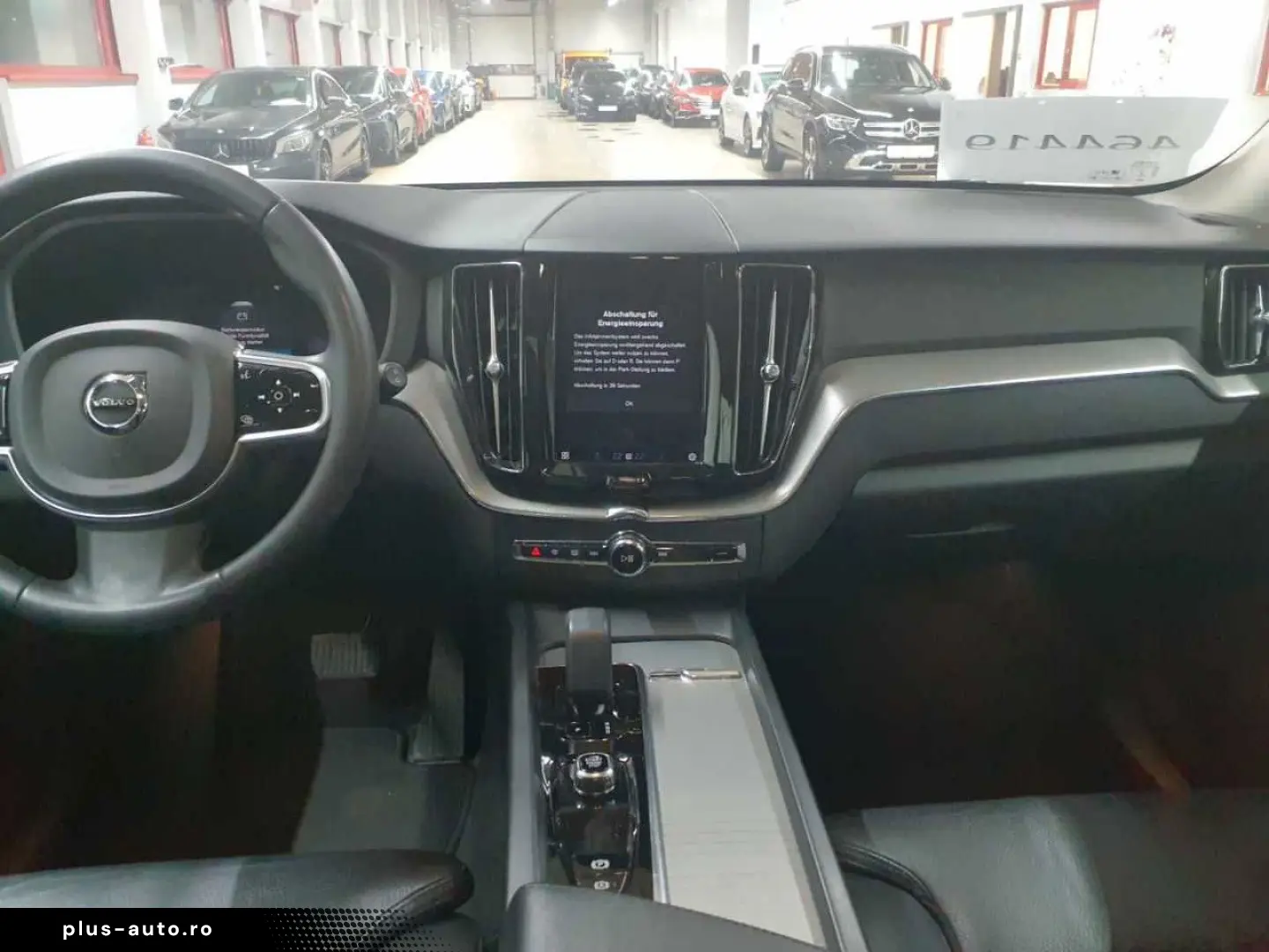 VOLVO XC60 B4 B Plus Bright PANO LEDER