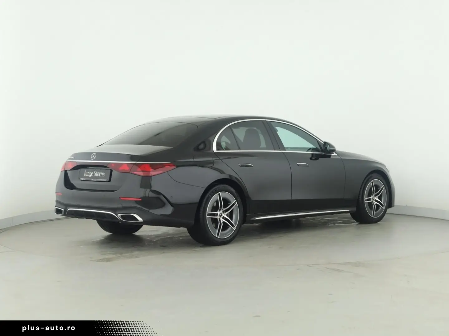 MERCEDES-BENZ E 220 d  AMG Advanced LED AHK Distronic Kamera