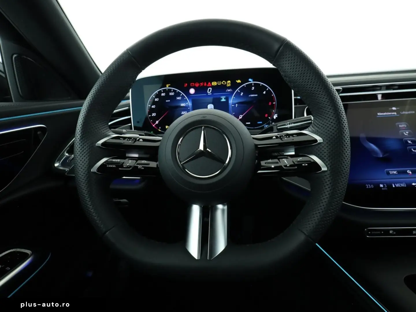 MERCEDES-BENZ E 220 d  AMG Advanced LED AHK Distronic Kamera