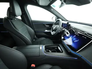 MERCEDES-BENZ E 220 d  AMG Advanced LED AHK Distronic Kamera