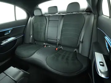 MERCEDES-BENZ E 220 d  AMG Advanced LED AHK Distronic Kamera