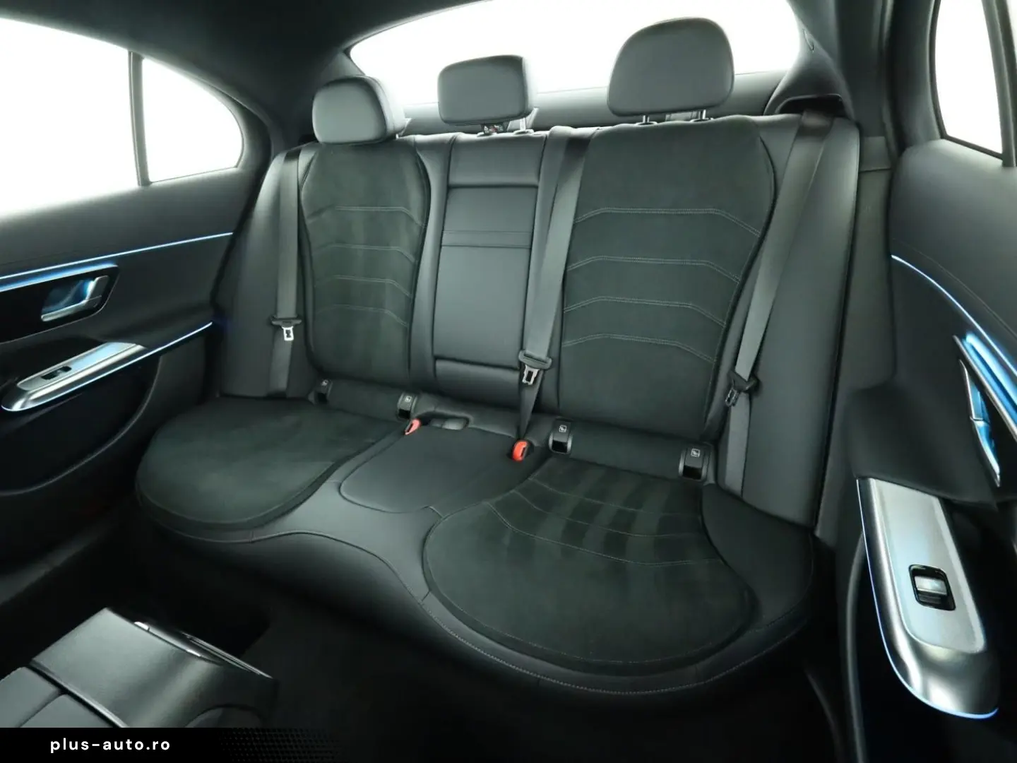 MERCEDES-BENZ E 220 d  AMG Advanced LED AHK Distronic Kamera