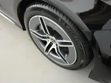 MERCEDES-BENZ E 220 d  AMG Advanced LED AHK Distronic Kamera