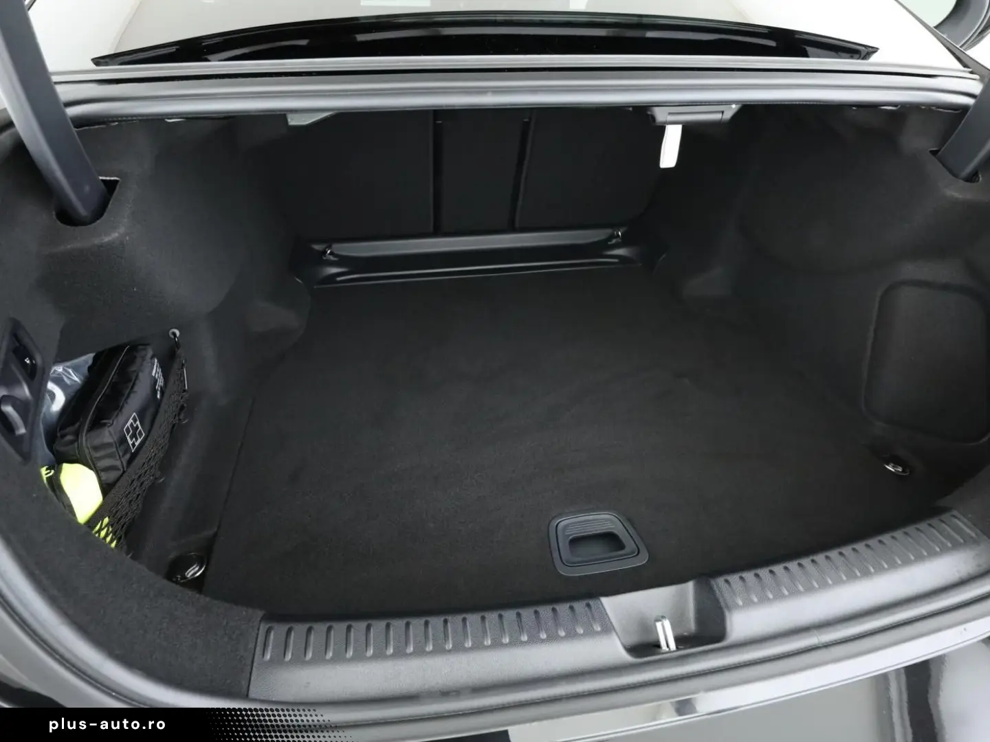 MERCEDES-BENZ E 220 d  AMG Advanced LED AHK Distronic Kamera