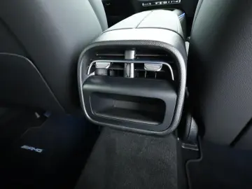 MERCEDES-BENZ E 220 d  AMG Advanced LED AHK Distronic Kamera