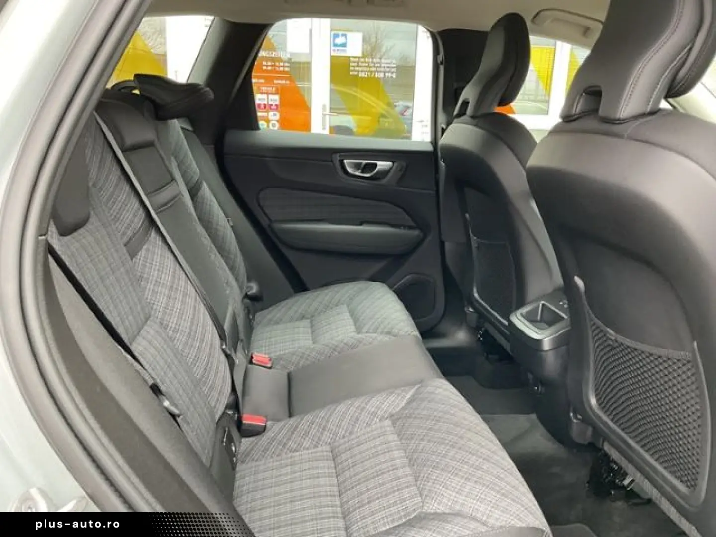 VOLVO XC60 B4 Core 2WD AT Google 18  Allwetterreifen