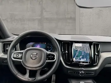 VOLVO XC60 R Design 2WD