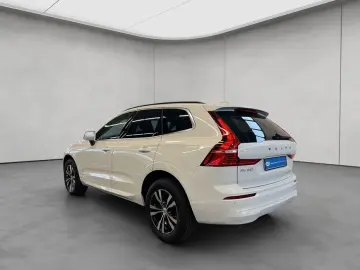 VOLVO XC60 B4 Momentum-Pro Aut Glasd Leder Kamera 18&hellip;