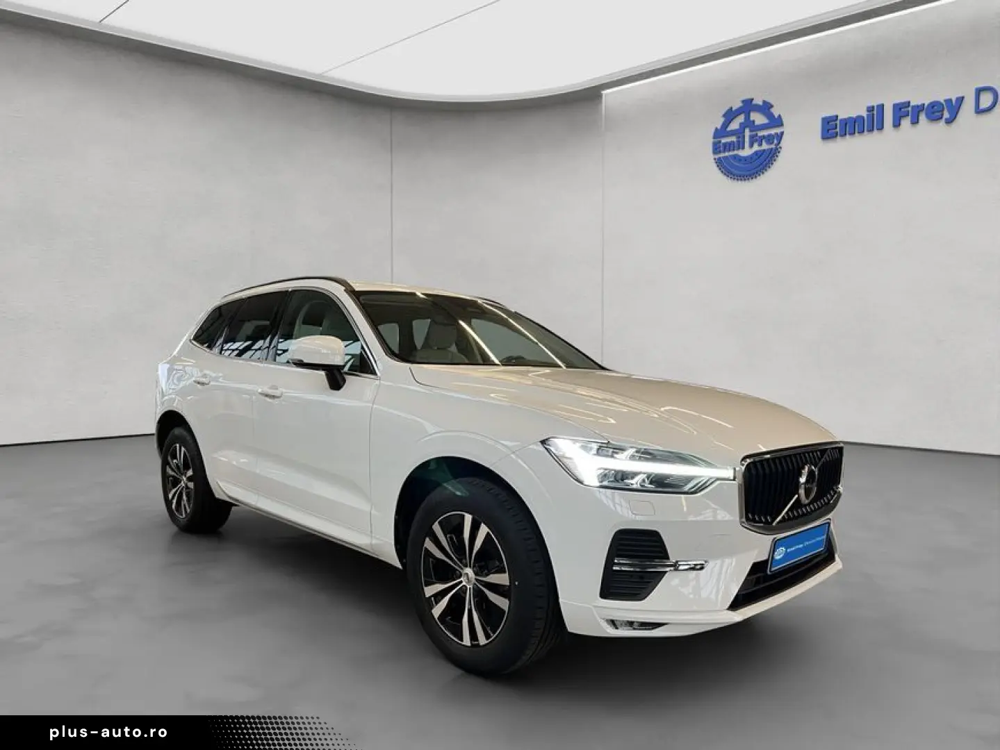 VOLVO XC60 B4 Momentum-Pro Aut Glasd Leder Kamera 18&hellip;