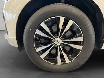 VOLVO XC60 B4 Momentum-Pro Aut Glasd Leder Kamera 18&hellip;