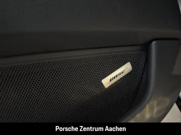 PORSCHE 992 911 Carrera Sportabgas BOSE