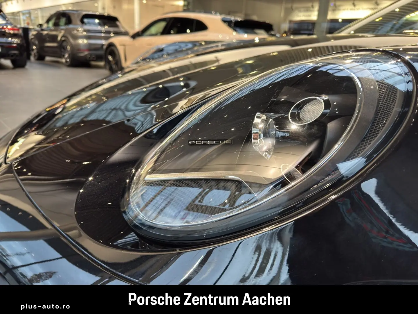 PORSCHE 992 911 Carrera Sportabgas BOSE