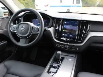 VOLVO XC60 B4 Diesel Core 2WD