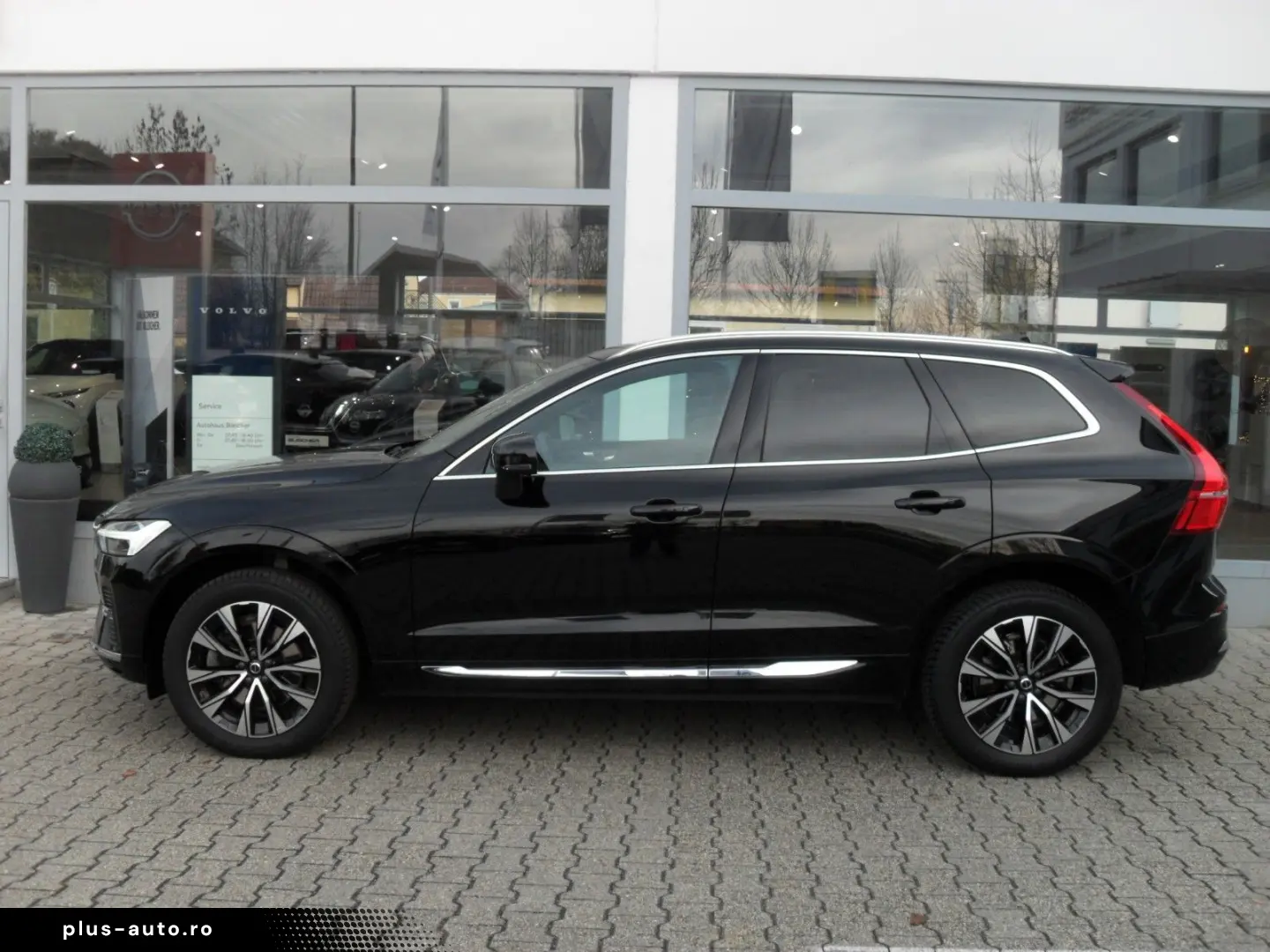 VOLVO XC 60 B4 Plus Bright   Sitzbelüftung   Panora.