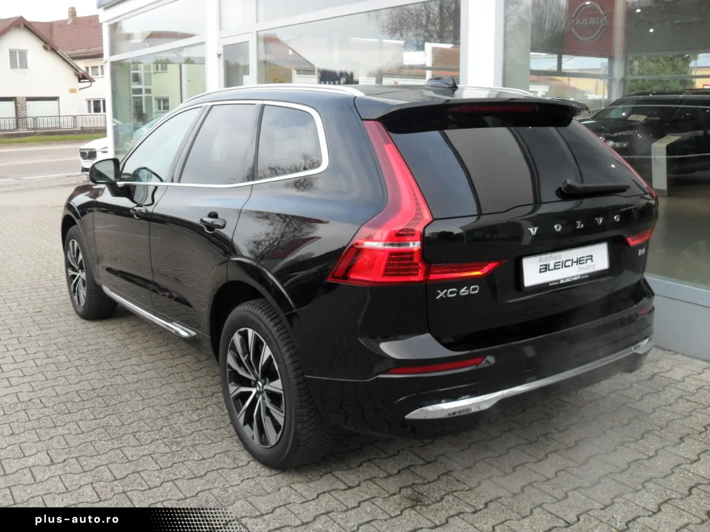 VOLVO XC 60 B4 Plus Bright   Sitzbelüftung   Panora.