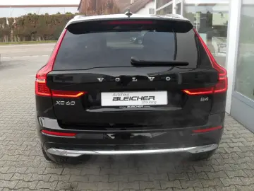 VOLVO XC 60 B4 Plus Bright   Sitzbelüftung   Panora.