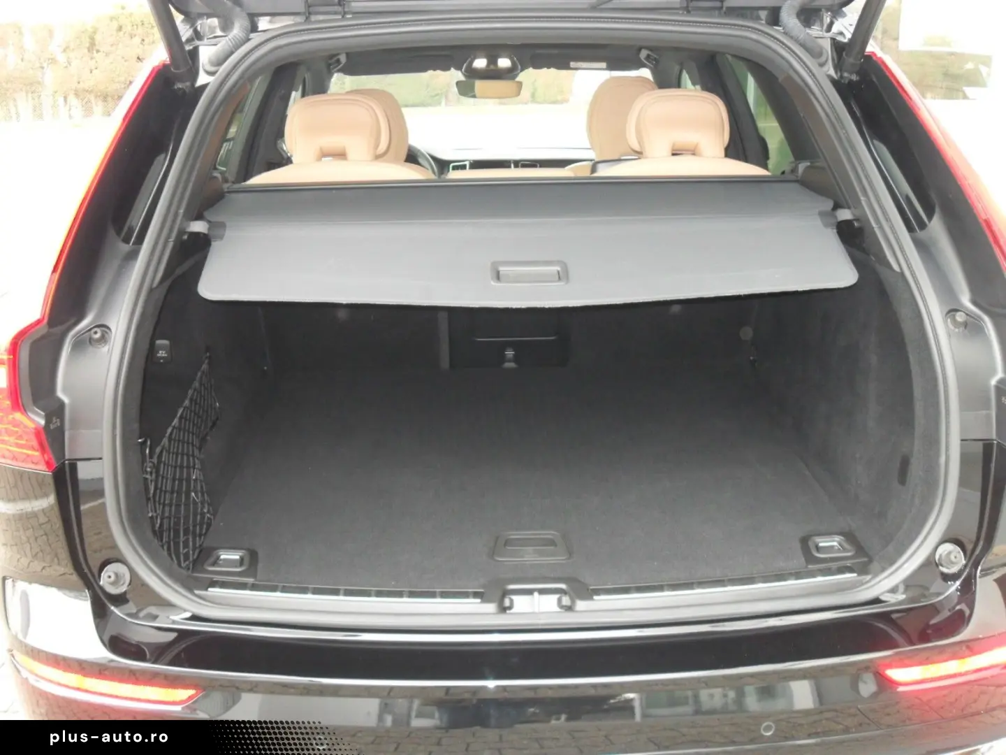 VOLVO XC 60 B4 Plus Bright   Sitzbelüftung   Panora.