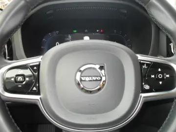 VOLVO XC 60 B4 Plus Bright   Sitzbelüftung   Panora.